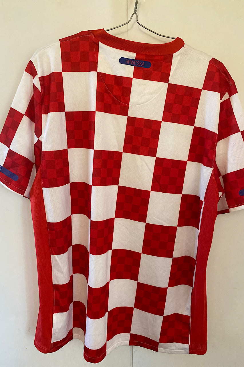 Croatia 2010 Home kit - Excellent L